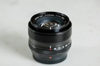 富士フイルム フジノンレンズ XF35mmF1.4 Rの新品/中古の在庫一覧